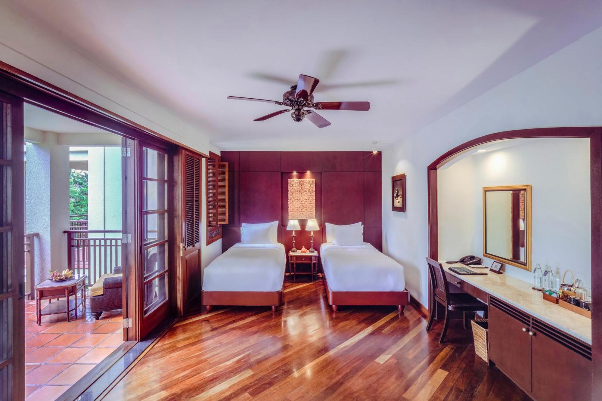 Furama Resort Danang Bagian luar foto