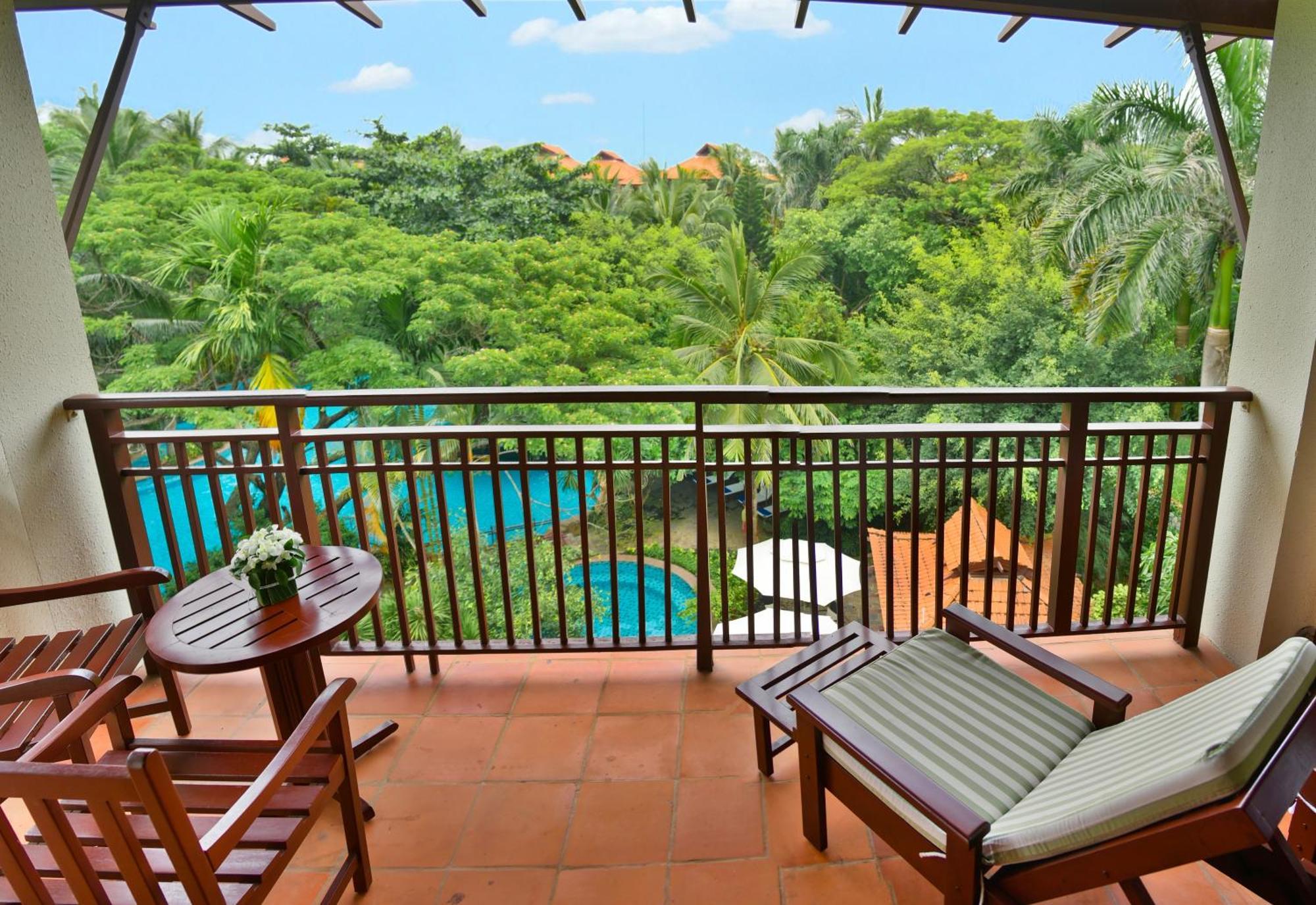 Furama Resort Danang Bagian luar foto